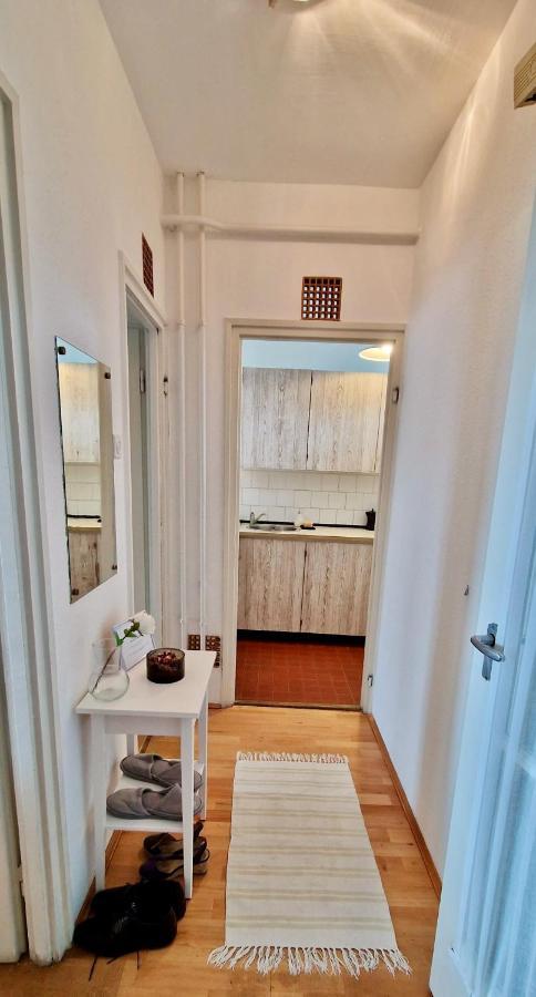 Nosztalgia Apartman Apartamento Veszprém Exterior foto